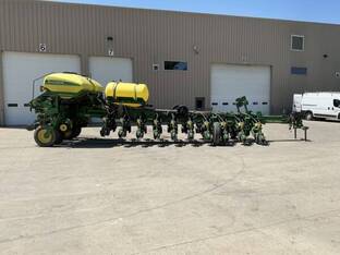 2007 John Deere 1770NT CCS