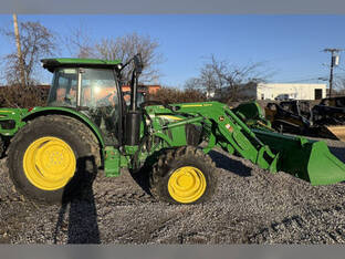 2023 John Deere 5100M