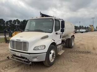 2019 Freightliner BUSINESS CLASS M2 106