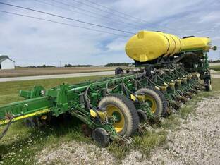 2010 John Deere 1770NT CCS