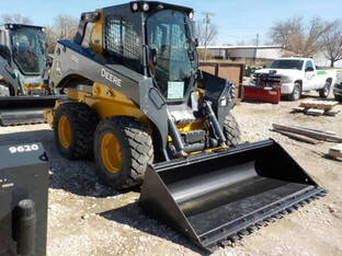 2023 John Deere 332G