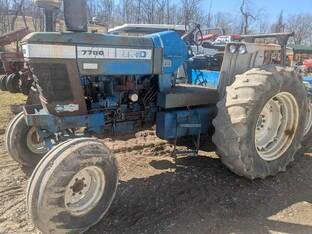 Ford 7700