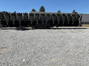 2025 MacDon Industries FC3016