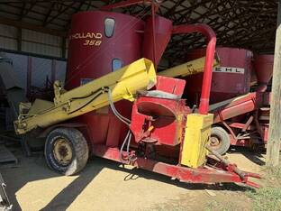 New Holland 358