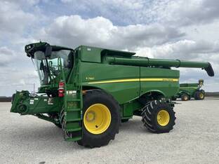 2023 John Deere S780