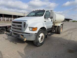 2006 Ford F750