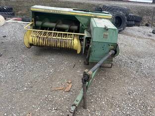 John Deere 336