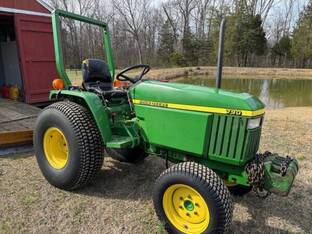 1999 John Deere 790
