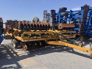 2014 Landoll 876-30C