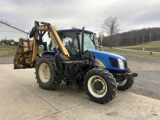 New Holland T5050