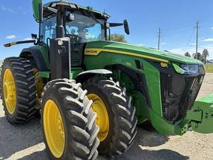 2025 John Deere 8R 410