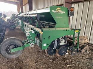 2013 Great Plains 2525A