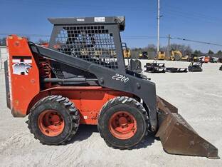 2000 Thomas PROTOUGH 2200