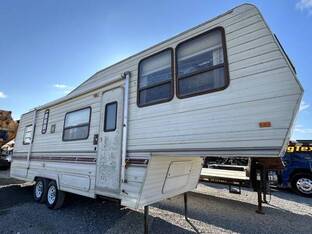 1990 Fleetwood RV WILDERNESS 295RLS