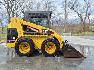 1999 Caterpillar 226