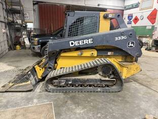 2017 John Deere 333G