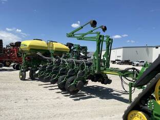 2009 John Deere 1770NT CCS