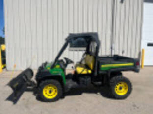John Deere XUV 825M