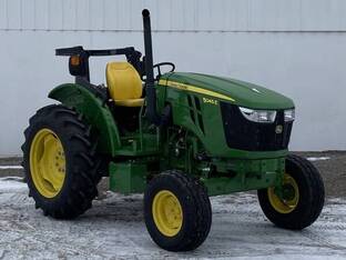 2022 John Deere 5045E