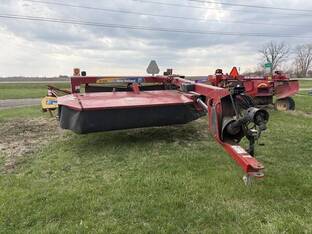 2009 New Holland H7220