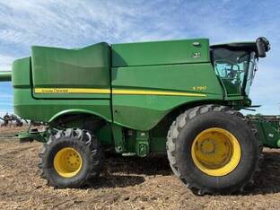 2022 John Deere S790