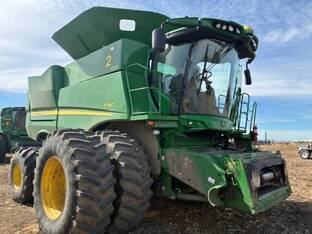 2022 John Deere S790