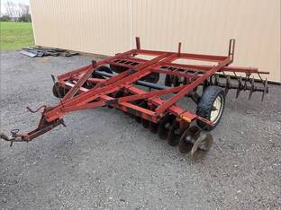 International 370