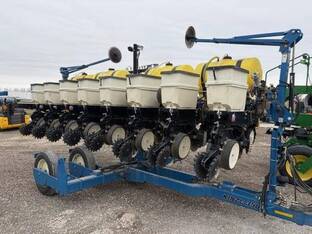 2013 Kinze 3500