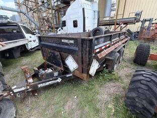 2012 Diamond T DUMP TRAILER