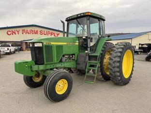 1998 John Deere 7810