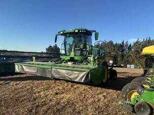 2025 John Deere W235R
