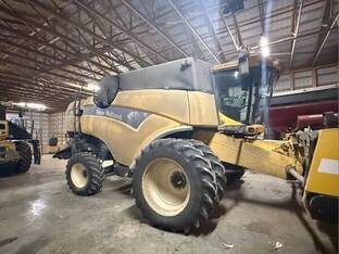 2012 New Holland CX8080