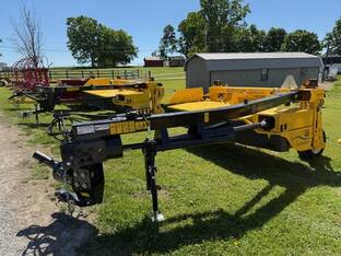 New Holland 210
