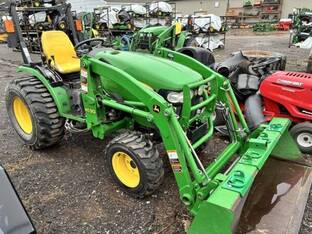 2015 John Deere 2032R