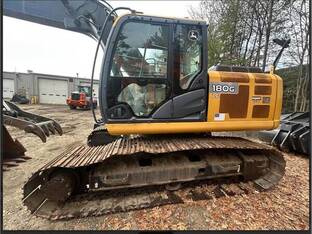 2014 John Deere 180G LC