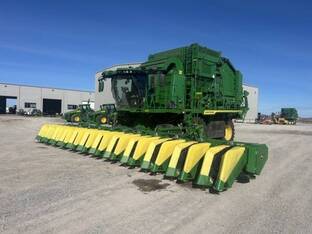 2022 John Deere CS770
