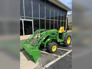 2025 John Deere 3033R