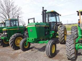 John Deere 4450