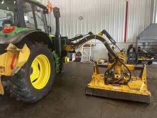 2019 John Deere 6110M