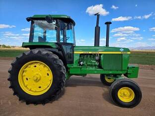 1976 John Deere 4430