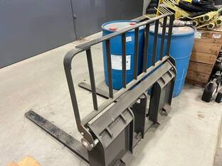 AUSA Pallet Forks