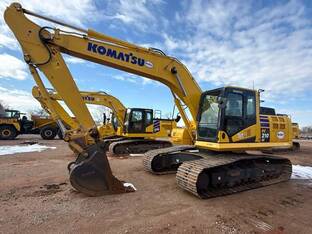 2022 Komatsu PC210 LC-11