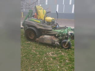 2023 John Deere Z930M