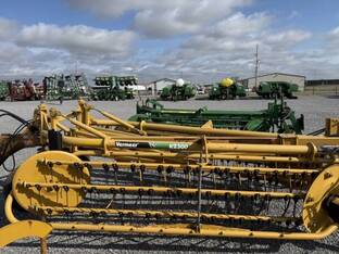 2012 Vermeer Mfg. Co. R2300