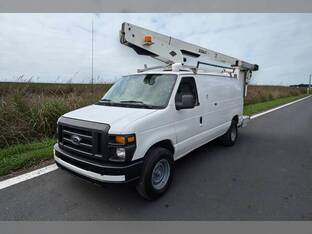 2011 Versalift VAN TEL29N