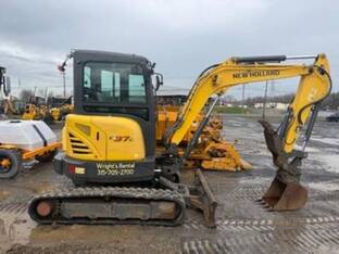 2021 New Holland E37C