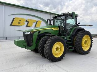 2022 John Deere 8R 370