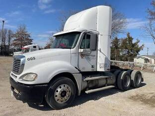 2009 Freightliner COLUMBIA 120