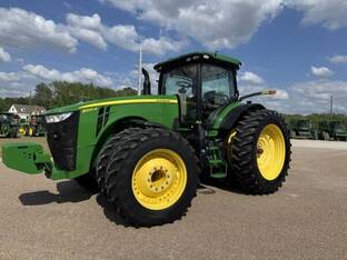 2018 John Deere 8320R