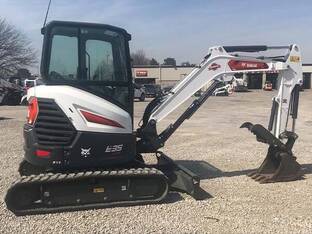 2022 Bobcat E35